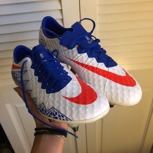 ⭐️NIKE HYPERVENOM CLEATS⭐️